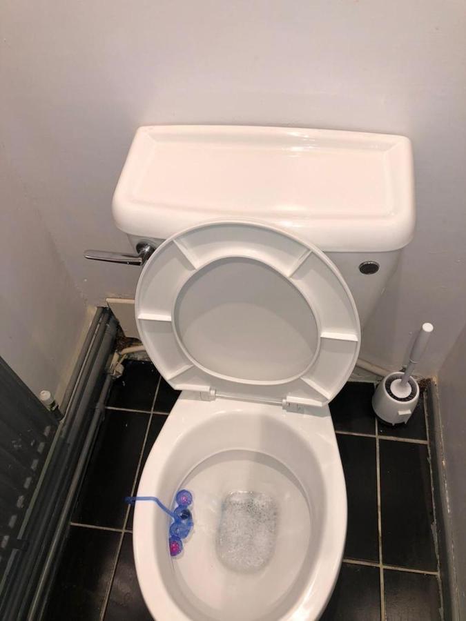 Appartamento 1 Comfortable Studio Hove Esterno foto